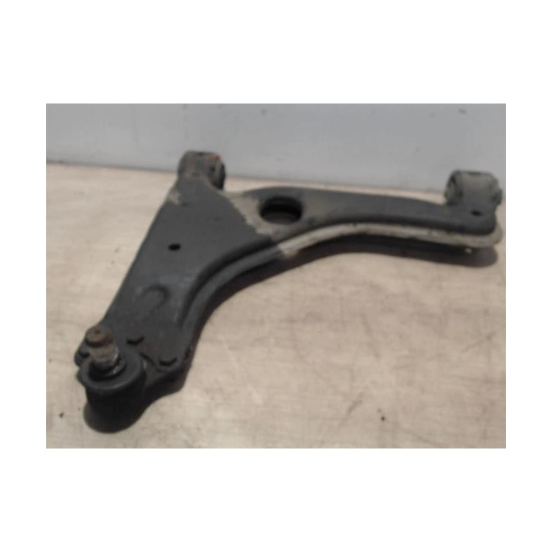 Triangle avant gauche OPEL ZAFIRA A PHASE 1 d’occasion