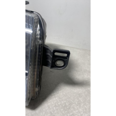Optique avant principal droit (feux)(phare) FIAT  d’occasion