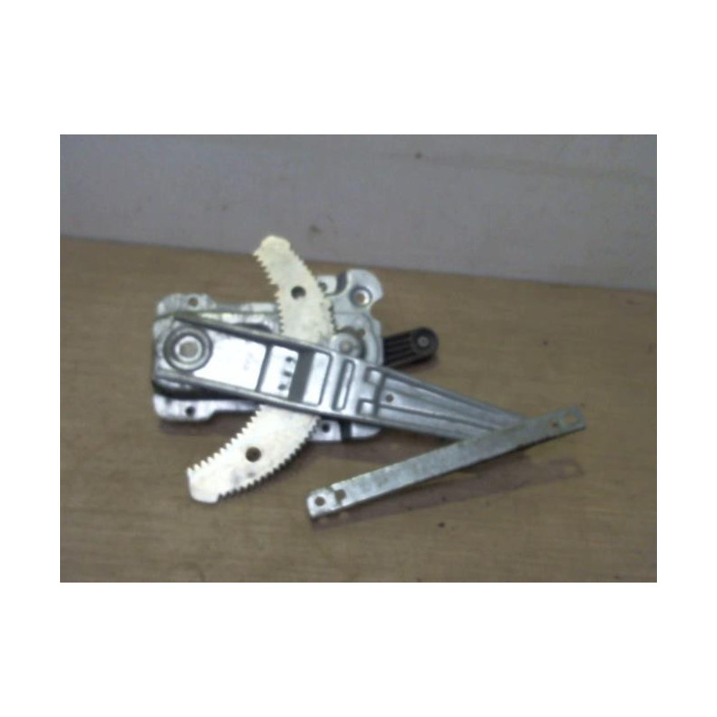 Leve vitre mecanique arriere gauche NISSAN MICRA 3 PHASE 1 d’occasion