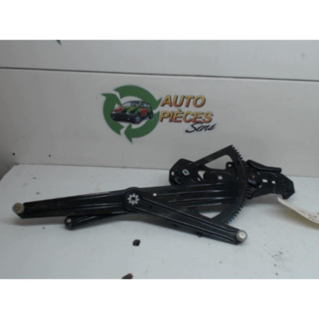 Leve vitre mecanique avant droit PEUGEOT 309 PHASE 1 d’occasion