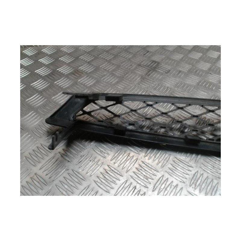 Calandre FORD FOCUS 1 d’occasion