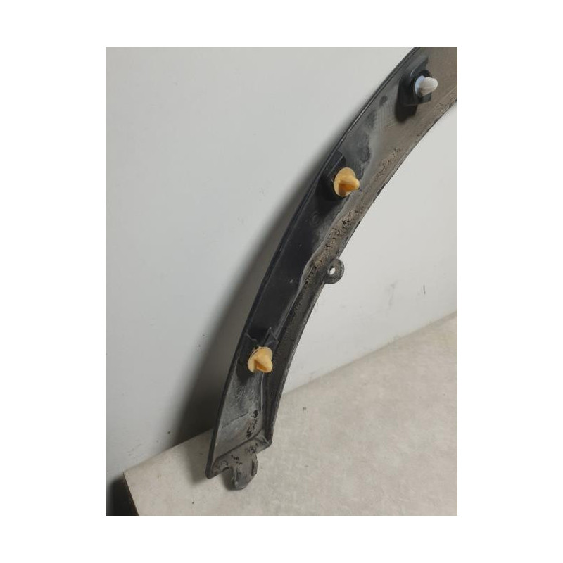 Baguette d'aile arrière gauche RENAULT CAPTUR 1 PHASE 1 d’occasion