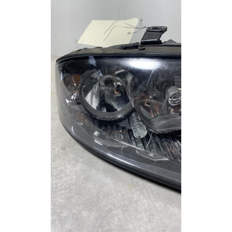 Optique avant principal droit (feux)(phare) AUDI A2 d’occasion