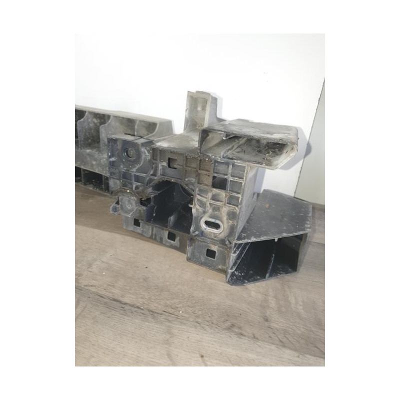 Renfort pare choc arriere (traverse) RENAULT CAPTUR 1 PHASE 1 d’occasion