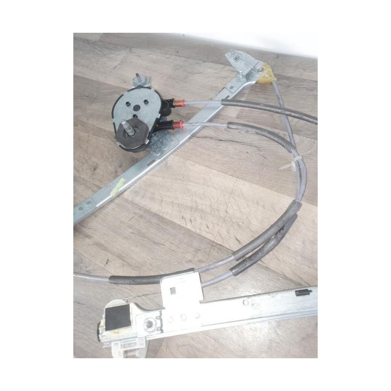 Leve vitre mecanique avant droit CITROEN XSARA PHASE 1 COUPE d’occasion