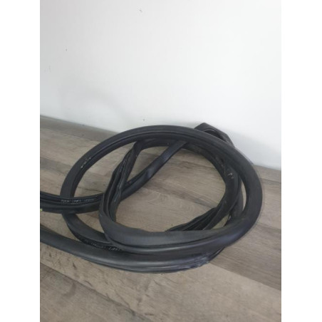 Joint de porte avant droite HONDA CIVIC 8 PHASE 1 d’occasion
