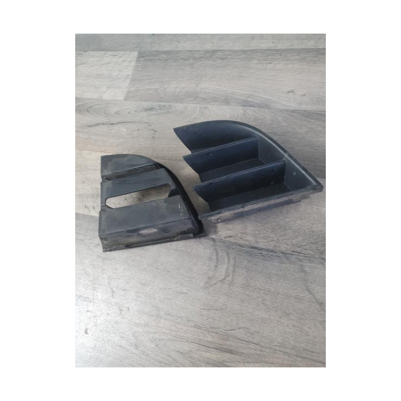 Grille de pare choc SKODA OCTAVIA 2 PHASE 2 BREAK d’occasion