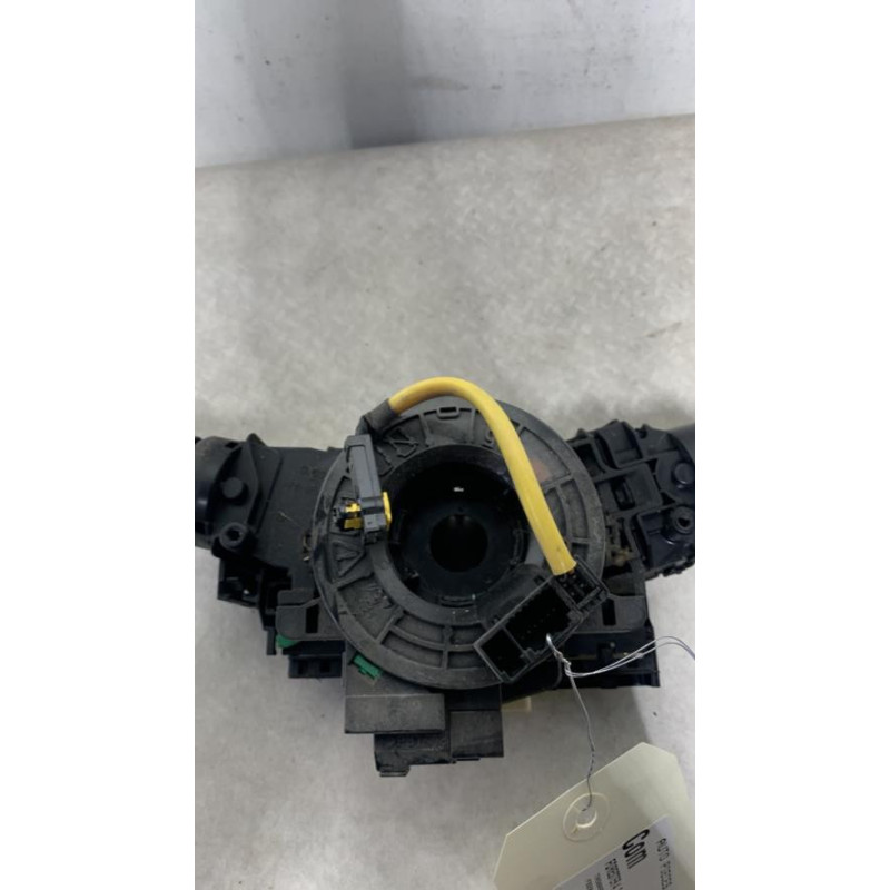 Com (Bloc Contacteur Tournant+Commodo Essuie Glace+Commodo Phare) SUBARU FORESTER 4 d’occasion