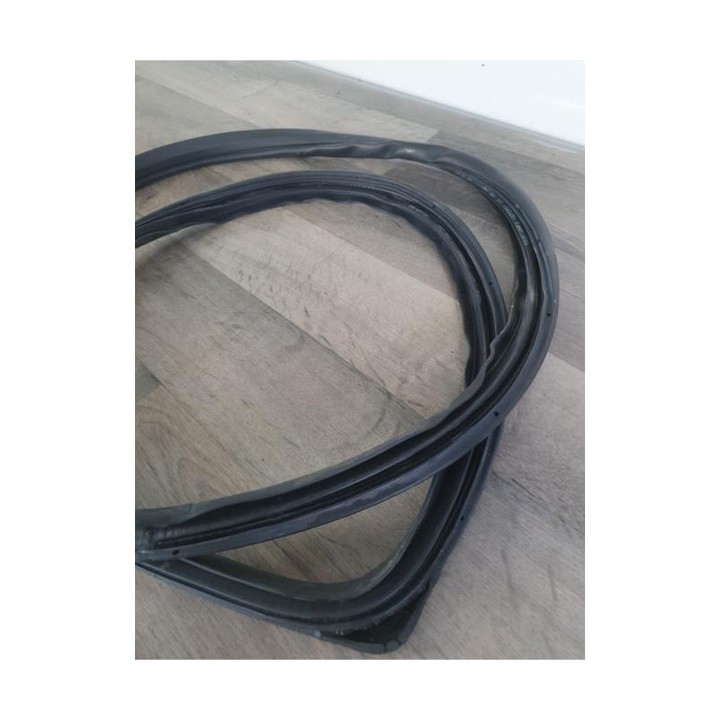 Joint de porte arriere droite HONDA CIVIC 8 PHASE 1 d’occasion
