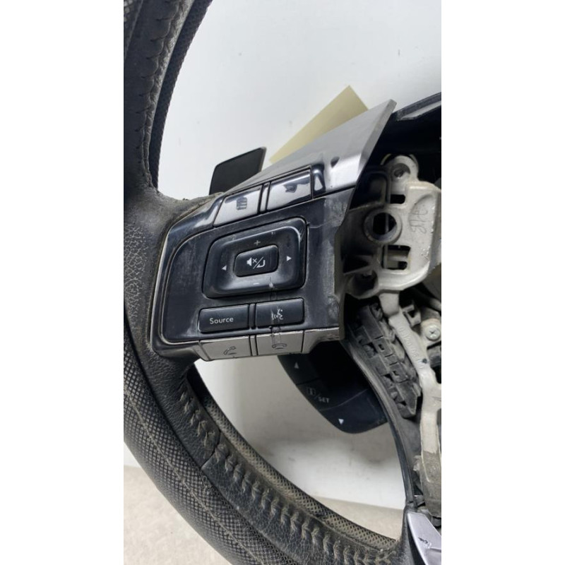 Volant SUBARU FORESTER 4 d’occasion