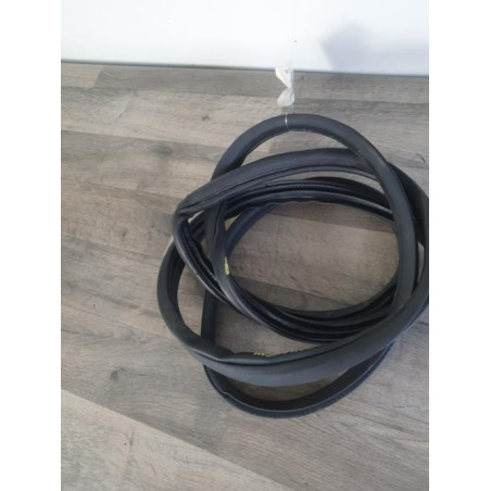Joint de porte avant gauche HONDA CIVIC 8 PHASE 1 d’occasion