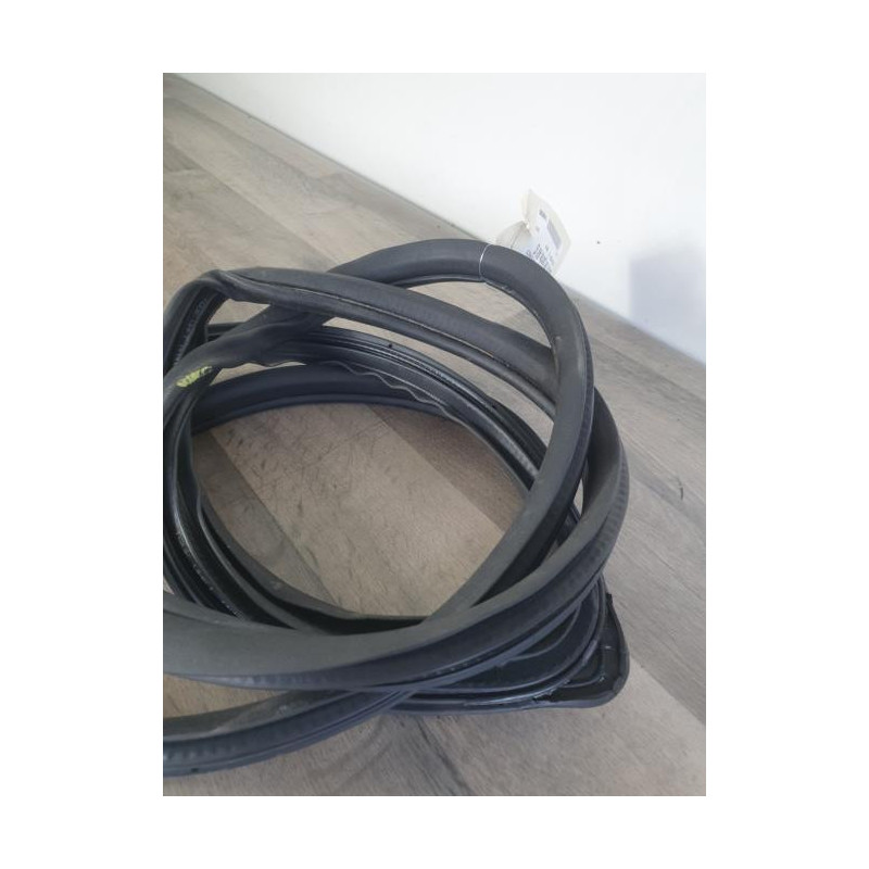 Joint de porte avant gauche HONDA CIVIC 8 PHASE 1 d’occasion
