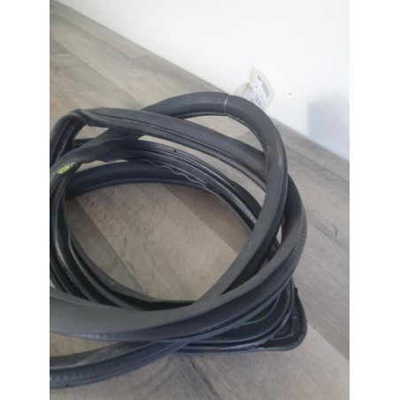 Joint de porte avant gauche HONDA CIVIC 8 PHASE 1 d’occasion