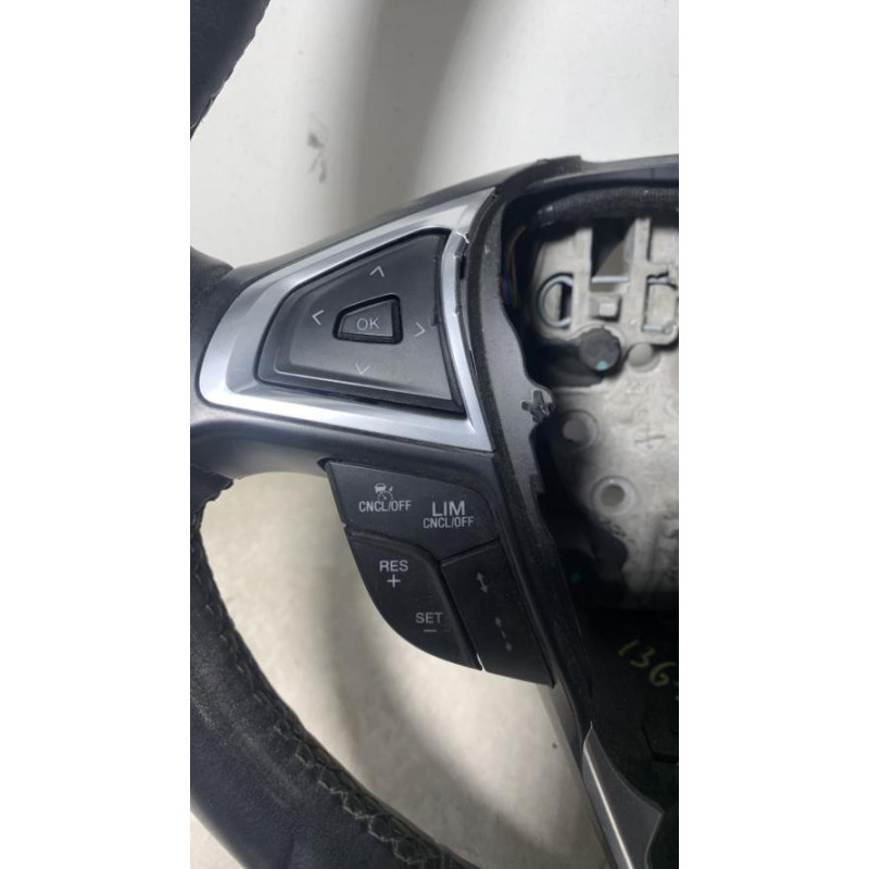 Volant FORD MONDEO 4 PHASE 2 d’occasion