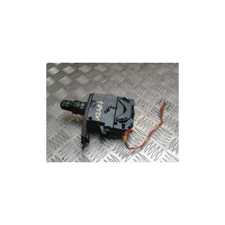 Commodo phare RENAULT CLIO 3 PHASE 1 BREAK d’occasion