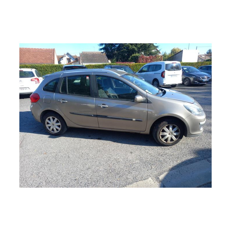 Commodo phare RENAULT CLIO 3 PHASE 1 BREAK d’occasion