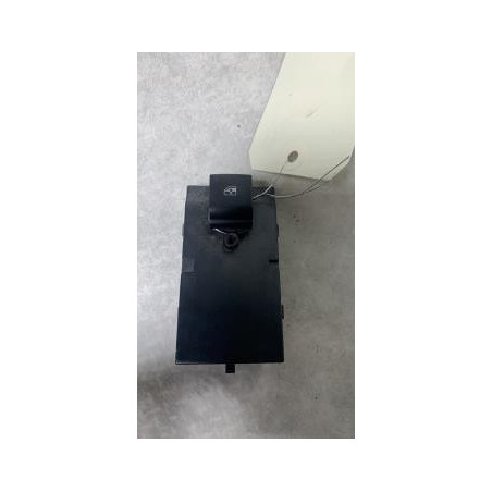Interrupteur de leve vitre avant droit OPEL MERIVA B PHASE 1 d’occasion