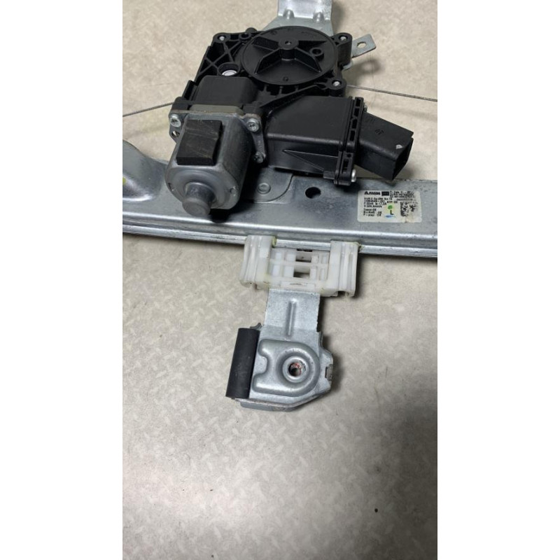 Leve vitre electrique arriere gauche OPEL MERIVA B PHASE 1 d’occasion