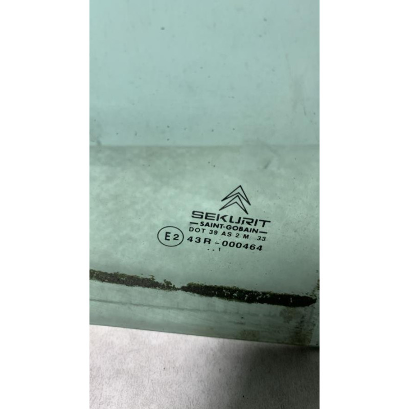 Vitre arriere droit CITROEN XSARA PHASE 2 d’occasion