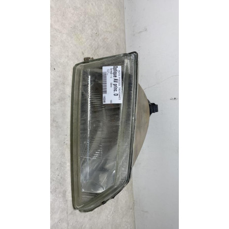 Optique avant principal droit (feux)(phare) PEUGEOT 106 PHASE 1 d’occasion
