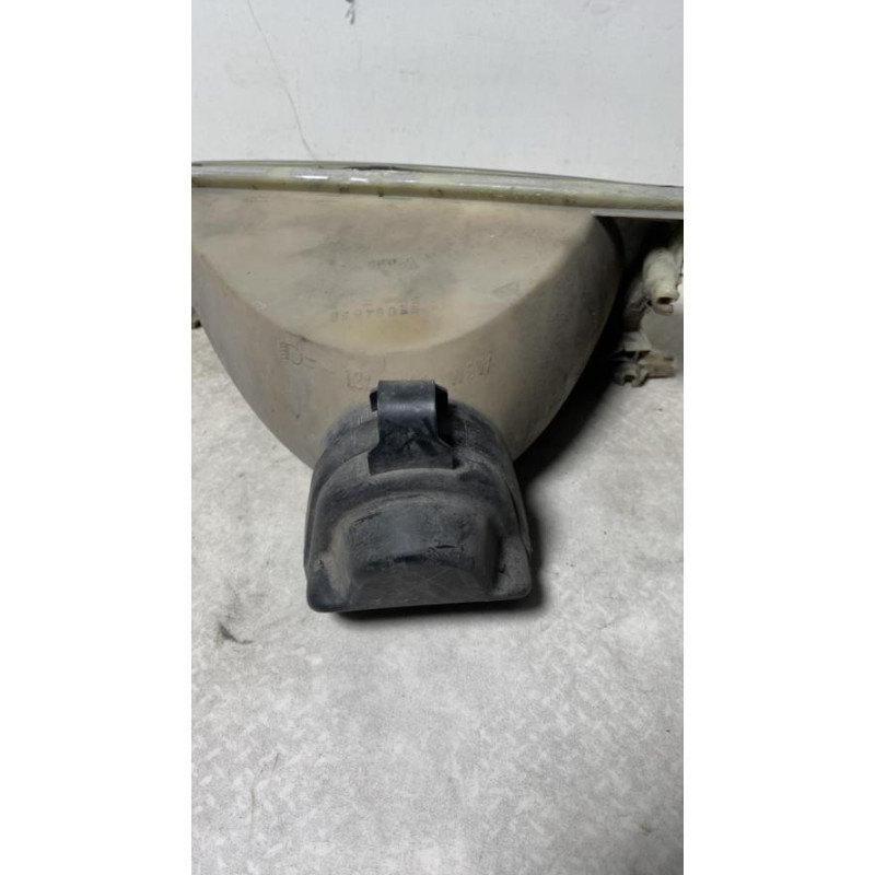 Optique avant principal droit (feux)(phare) PEUGEOT 106 PHASE 1 d’occasion