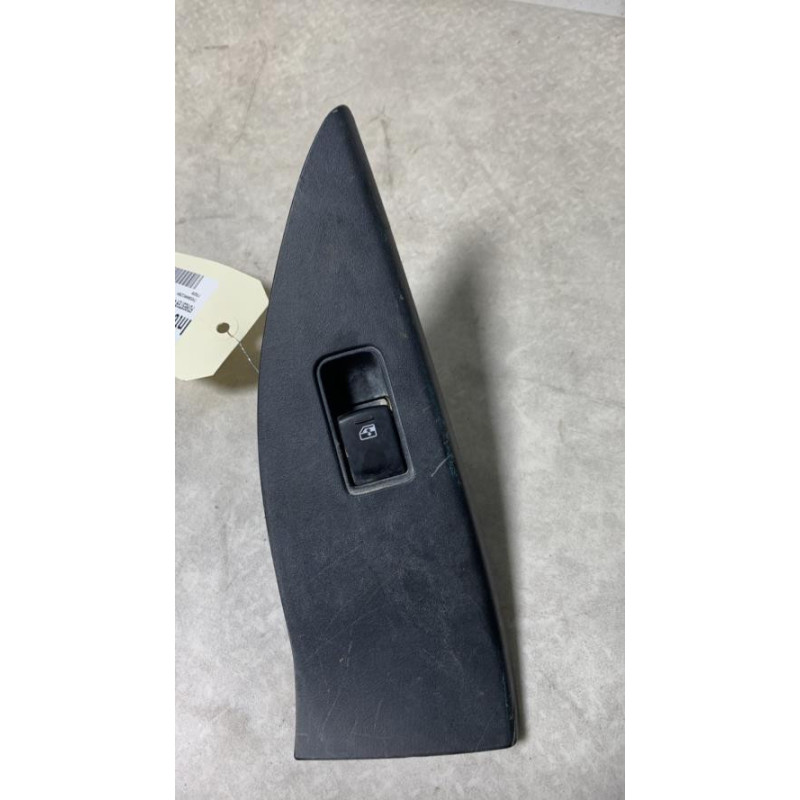 Interrupteur de leve vitre avant droit SUBARU FORESTER 4 d’occasion