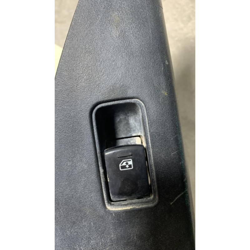 Interrupteur de leve vitre avant droit SUBARU FORESTER 4 d’occasion