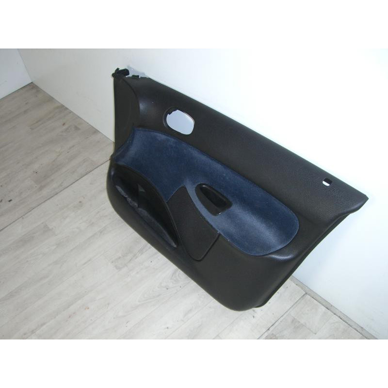 Panneau de porte avant droit PEUGEOT 206 PHASE 1 d’occasion
