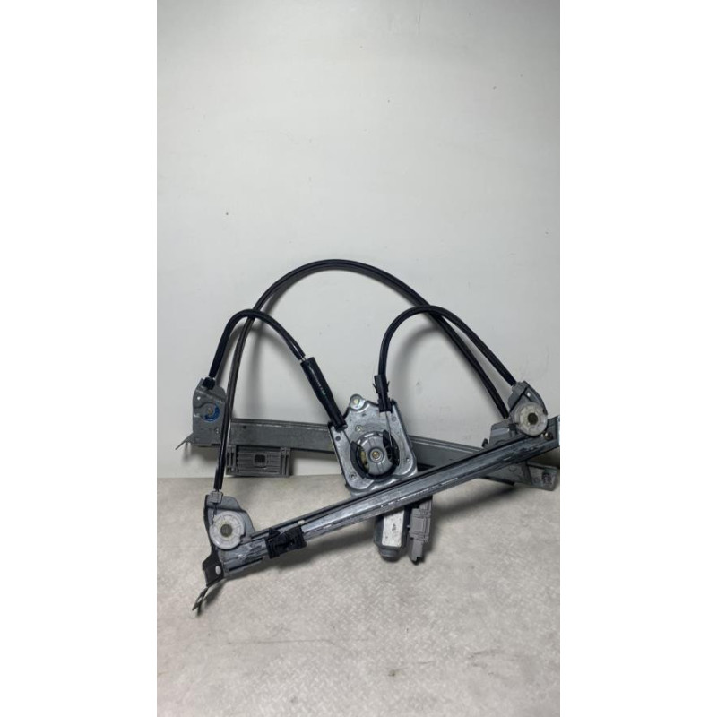 Leve vitre electrique avant droit OPEL TIGRA 2 TWINTOP CABRIOLET d’occasion