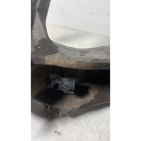 Moyeu avant droit FORD C-MAX 1 PHASE 1 d’occasion