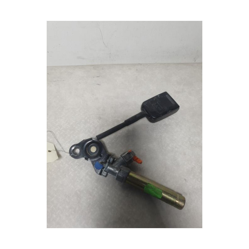 Pretensionneur de ceinture avant droit CITROEN BERLINGO 1 PHASE 1 d’occasion