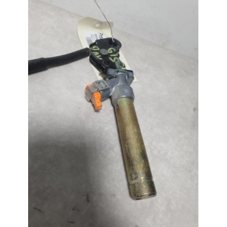 Pretensionneur de ceinture avant droit CITROEN BERLINGO 1 PHASE 1 d’occasion