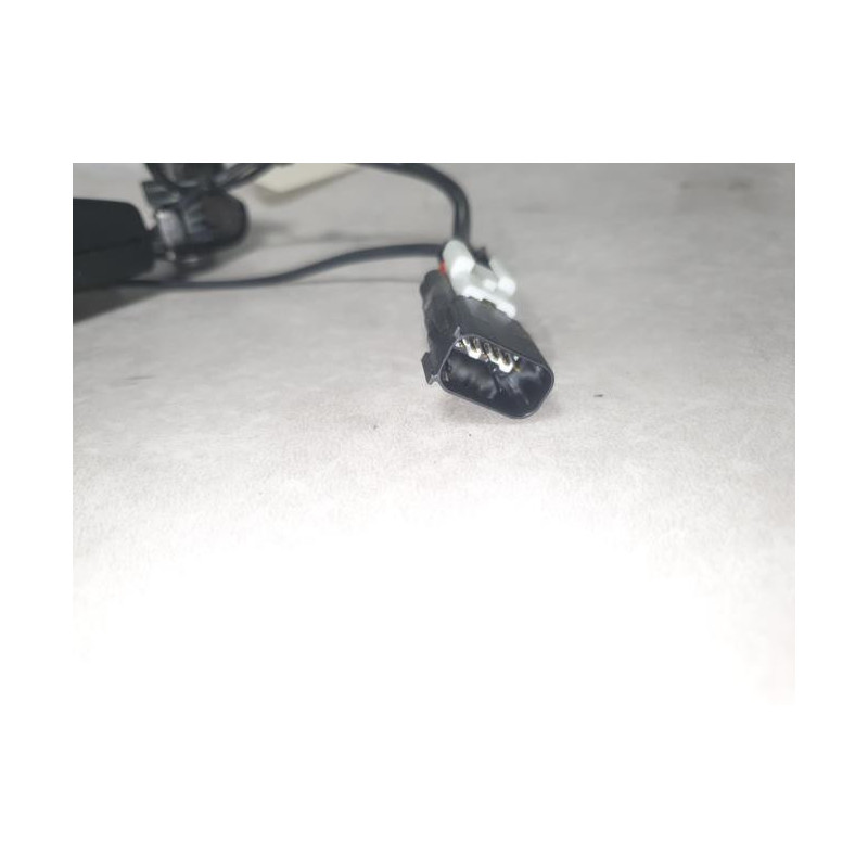 Attache ceinture arriere droit FORD MONDEO 4 PHASE 2 d’occasion