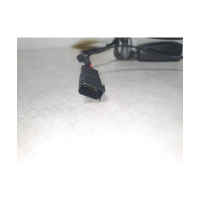 Attache ceinture arriere droit FORD MONDEO 4 PHASE 2 d’occasion