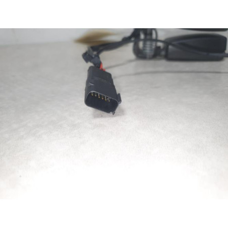 Attache ceinture arriere droit FORD MONDEO 4 PHASE 2 d’occasion