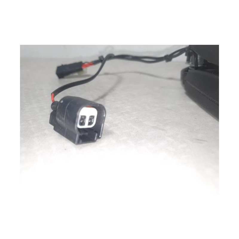 Attache ceinture arriere droit FORD MONDEO 4 PHASE 2 d’occasion