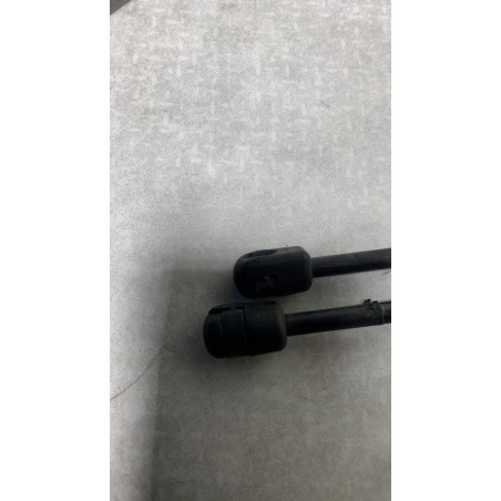 Verin de coffre DACIA SANDERO 1 d’occasion