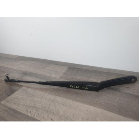 Bras essuie glace avant gauche SKODA OCTAVIA 2 PHASE 2 BREAK d’occasion