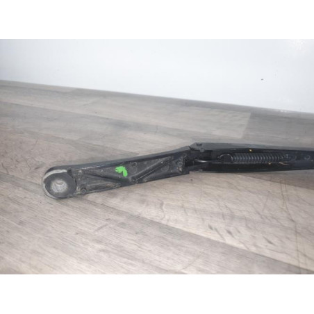 Bras essuie glace avant gauche SKODA OCTAVIA 2 PHASE 2 BREAK d’occasion