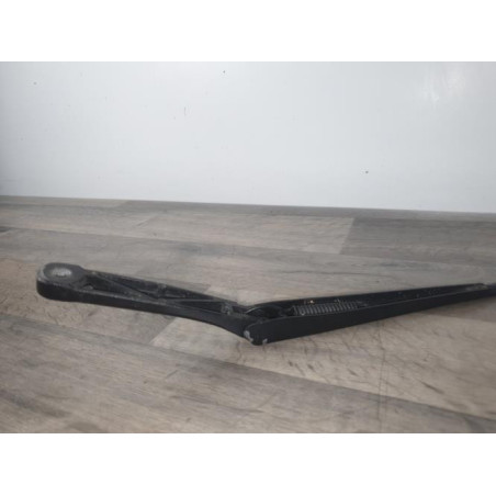 Bras essuie glace avant gauche SKODA OCTAVIA 2 PHASE 2 BREAK d’occasion