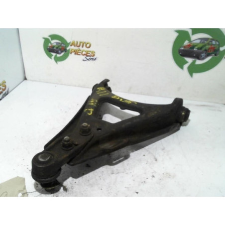 Triangle avant droit RENAULT R11 d’occasion
