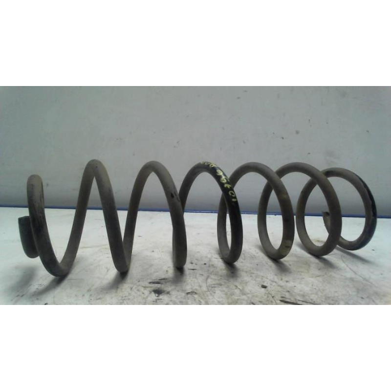 Ressort de suspension arriere droit RENAULT MEGANE 3 PHASE 1 d’occasion