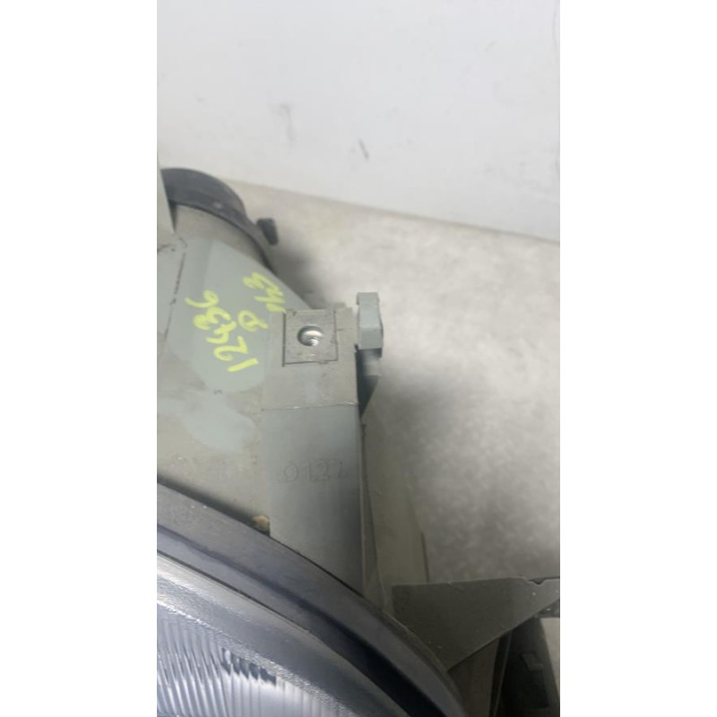 Optique avant principal droit (feux)(phare) RENAULT CLIO 1 PHASE 3 d’occasion