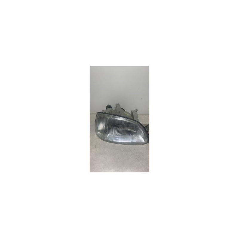 Optique avant principal droit (feux)(phare) RENAULT CLIO 1 PHASE 3 d’occasion