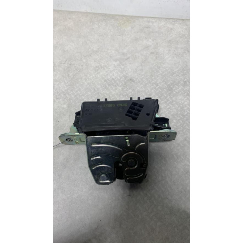 Serrure de coffre OPEL ZAFIRA B PHASE 1 d’occasion