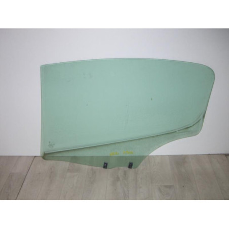 Vitre arriere droit PEUGEOT 407 PHASE 1 d’occasion