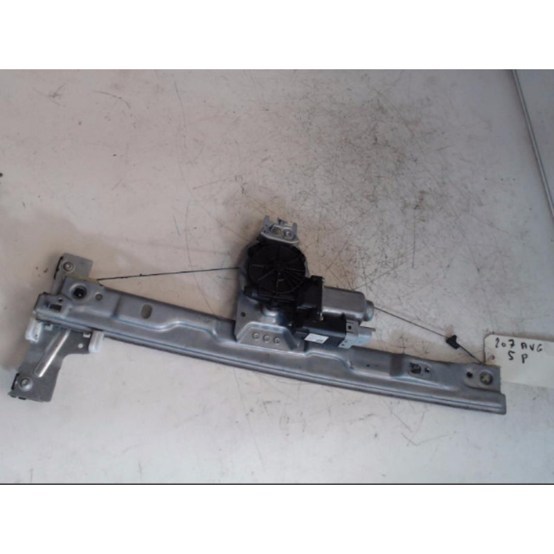 Leve vitre electrique avant gauche PEUGEOT 207 PHASE 2 d’occasion