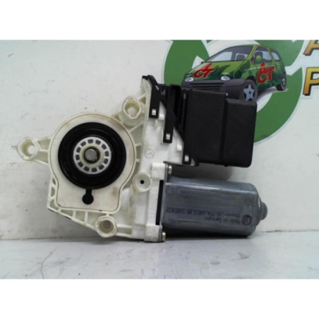 Moteur leve vitre arriere droit VOLKSWAGEN TOURAN 1 PHASE 1 d’occasion