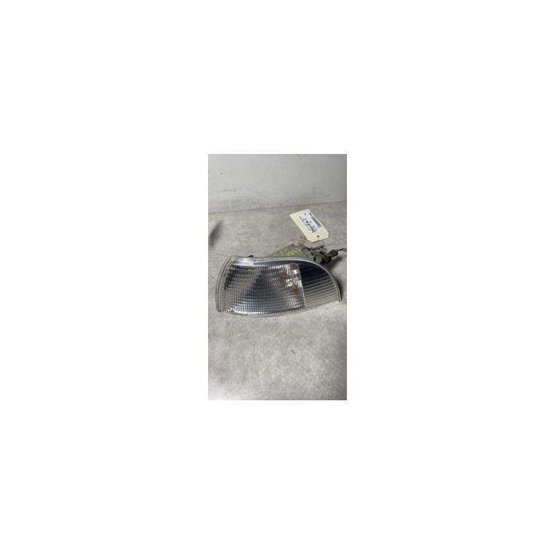 Optique avant secondaire gauche (feux)(clignotant) FIAT PUNTO 1 PHASE 1 d’occasion