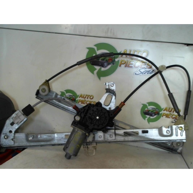 Leve vitre electrique avant gauche PEUGEOT 206 PHASE 2 d’occasion